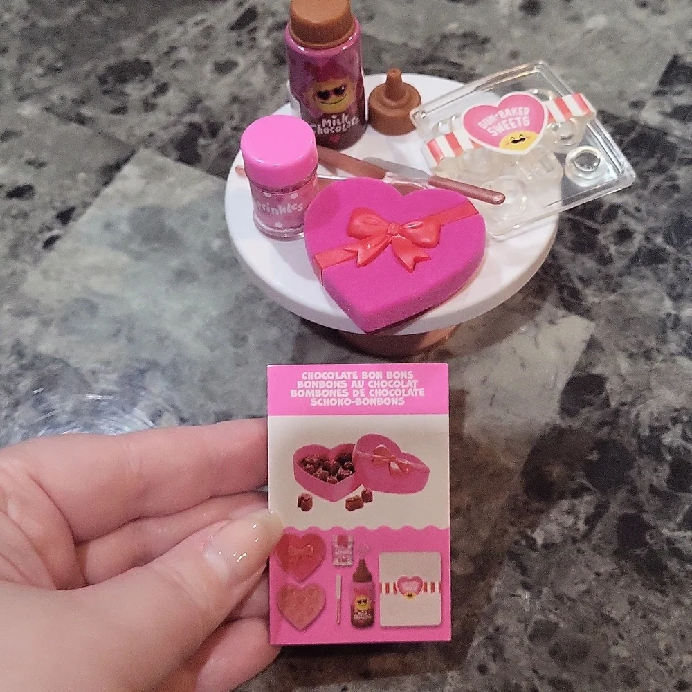 Miniverse Make It Mini Food Valentines Chocolate Bon Bons